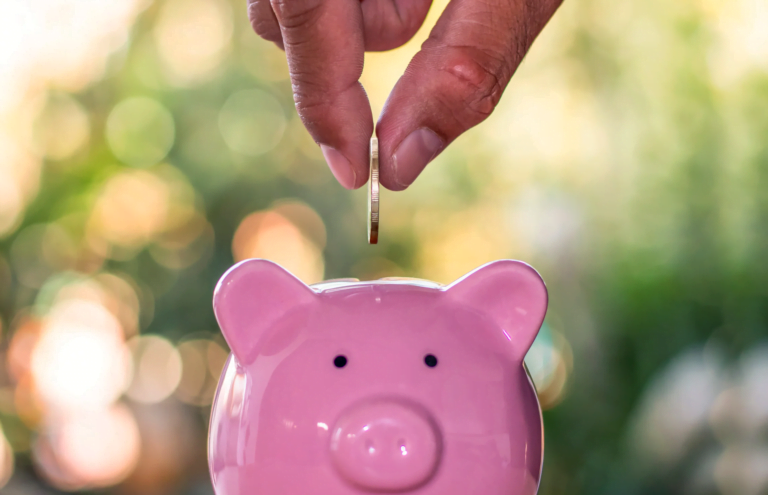 Saving-Money-piggy-bank